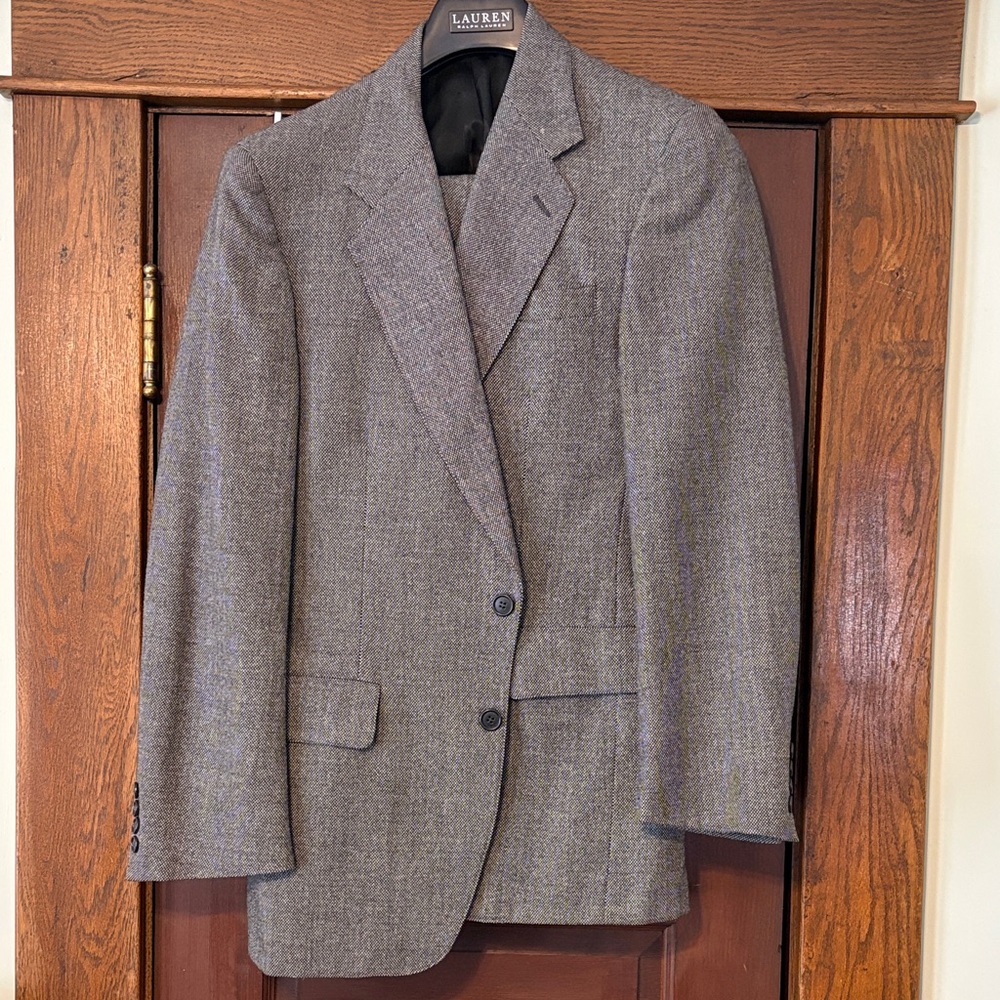 Men’s Kuppenheimer Suit